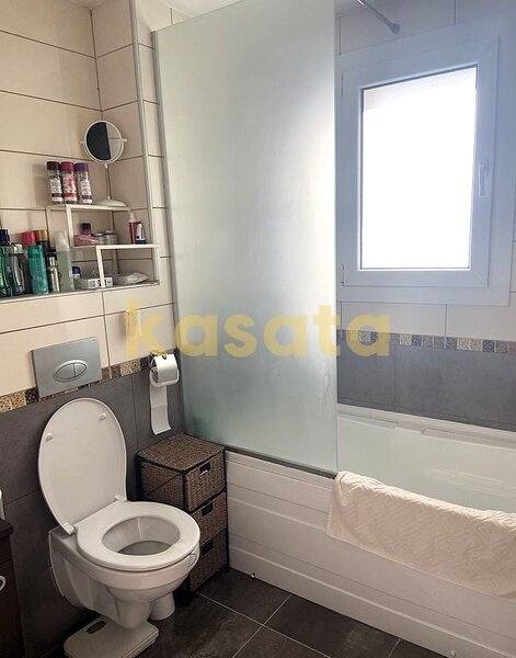 Vila N, Cosmopolis, 95mp, mobilata si utilata, terasa inchisa