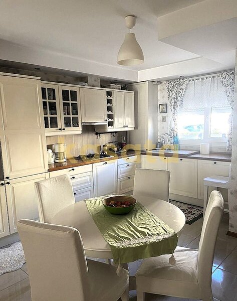 Vila N, Cosmopolis, 95mp, mobilata si utilata, terasa inchisa