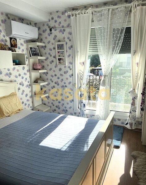 Vila N, Cosmopolis, 95mp, mobilata si utilata, terasa inchisa
